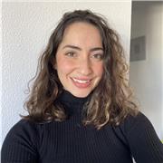 Chica Italiana disponible para impartir clases particulares y cuidar niños